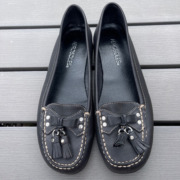Ladies Black Aerosoles Flats Slip Ons - Picture 1 of 4